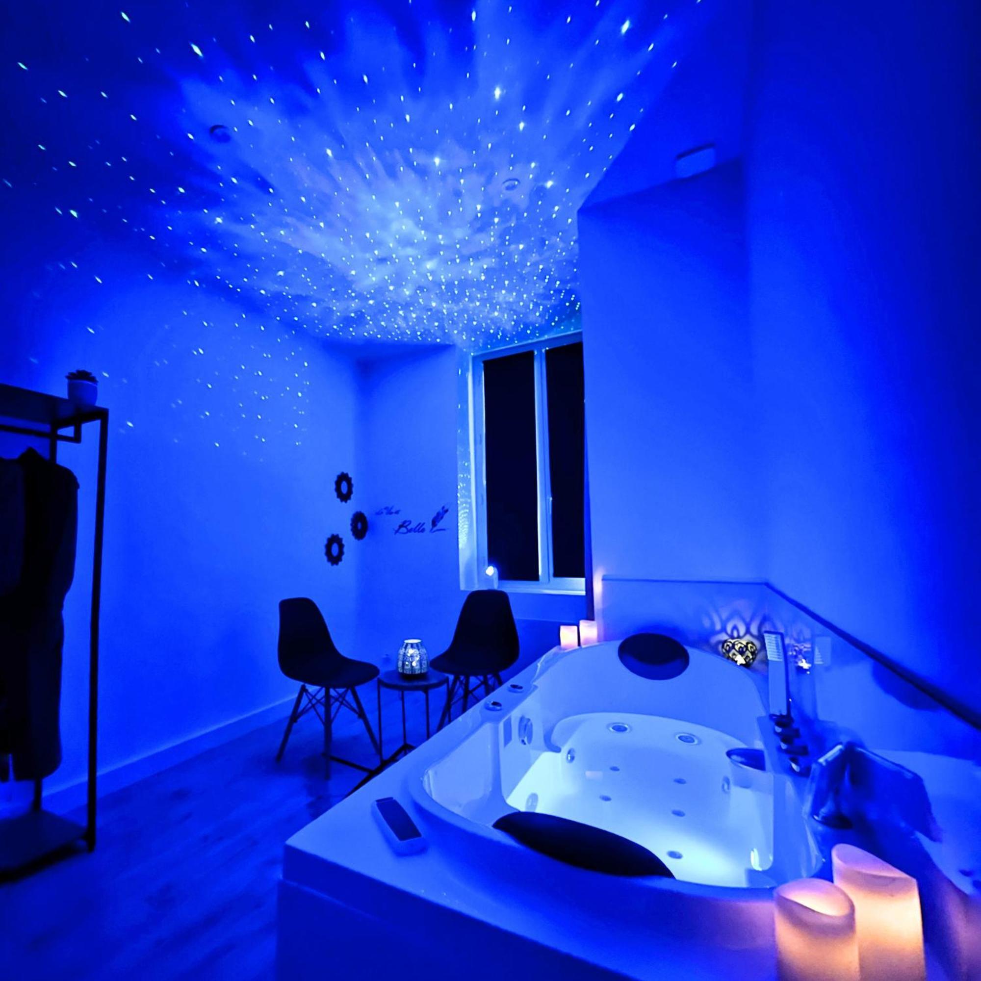 Cinema & Jacuzzi Aux Etoiles - Casabianca Suite Saint-Etienne  Esterno foto